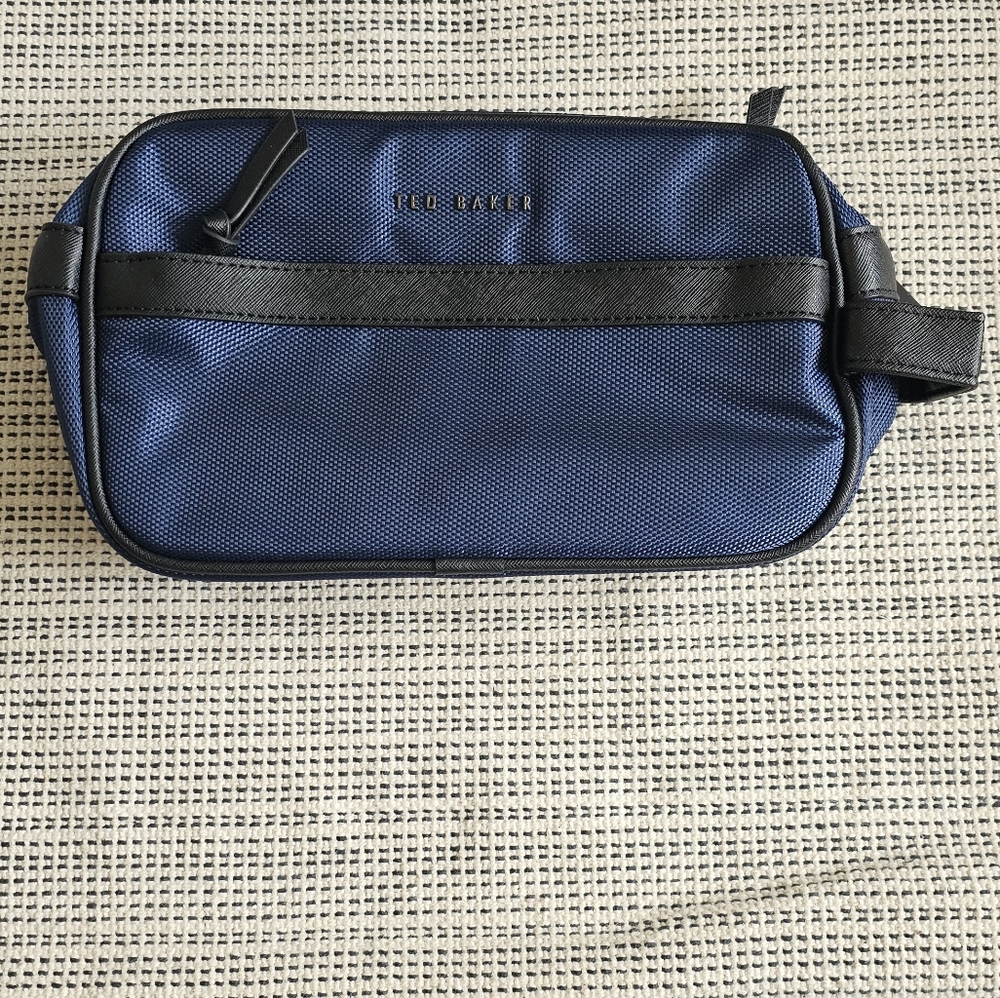 NWT Ted Baker Davise Dopp Bag